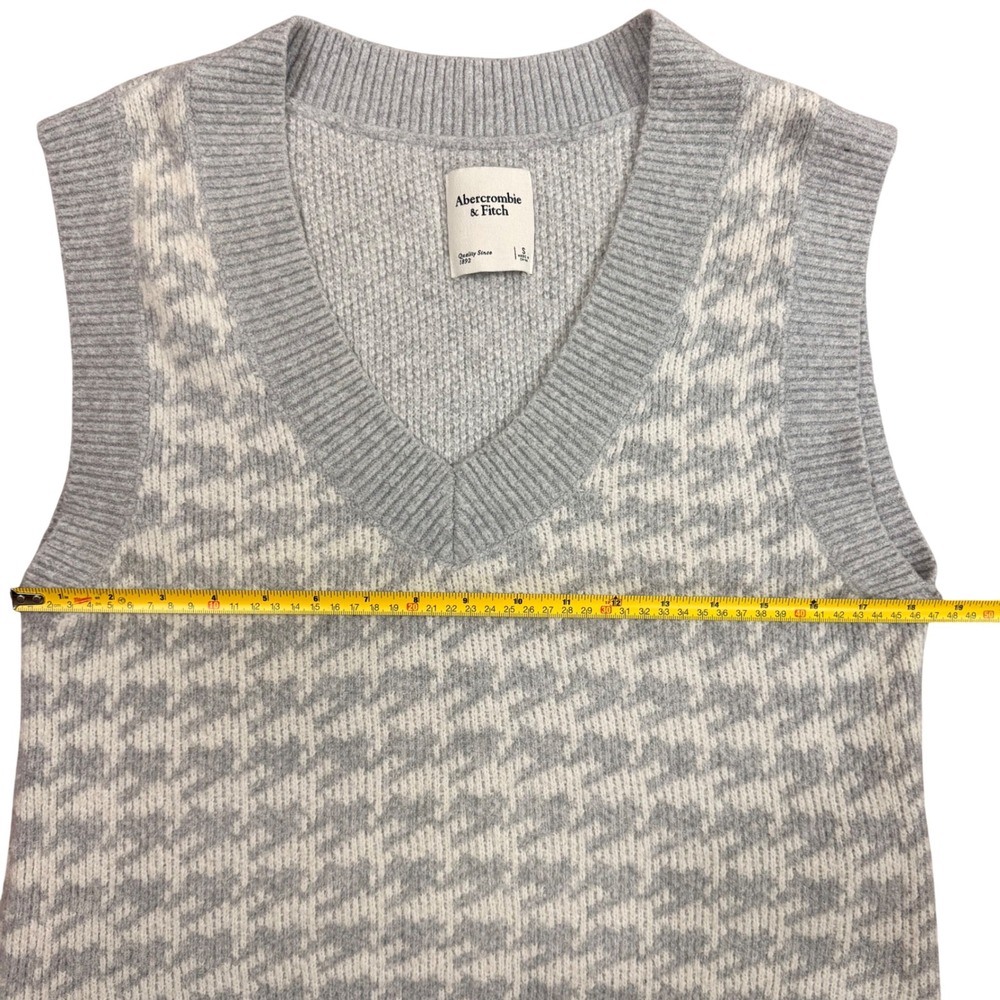 Abercrombie & Fitch Oversized Houndstooth V Neck Sweater Vest Gray White Size S - Picture 5 of 8